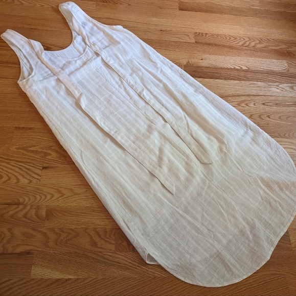 Sleeveless Cloth & Stone dress - Picture 2 of 8